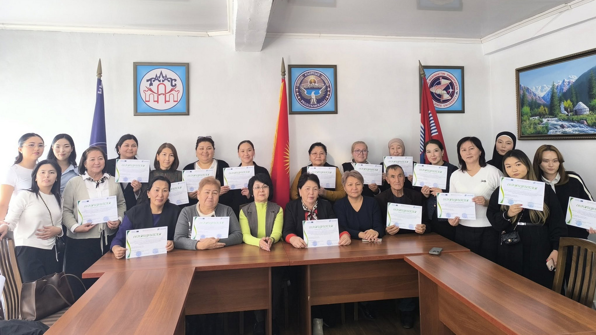 В Таласском государственном университете прошел семинар на тему 'Финансовая автономия образовательных учреждений Кыргызстана'